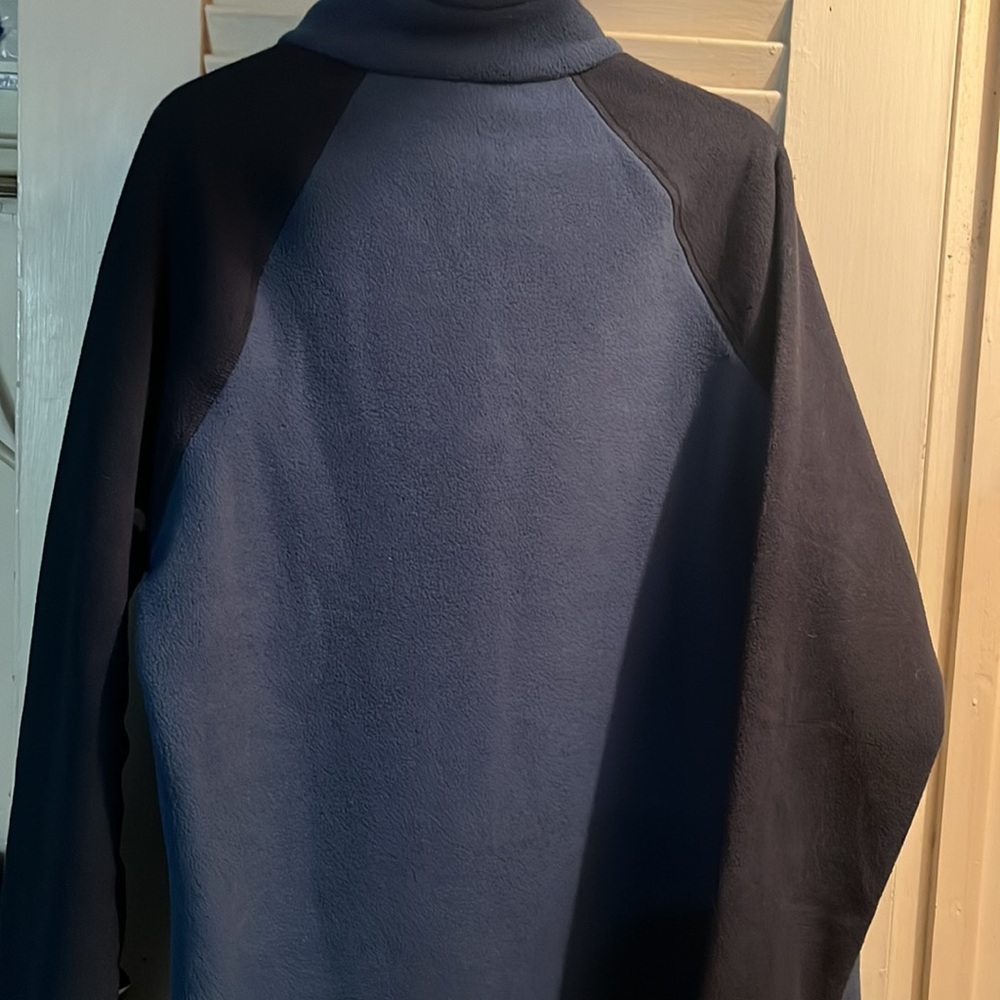 Half zip pullover - Picture 3 of 3